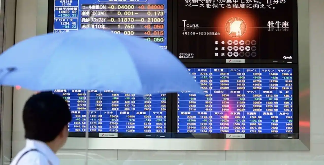 Desplome de bolsas, commodities y el petróleo en China por los confinamientos