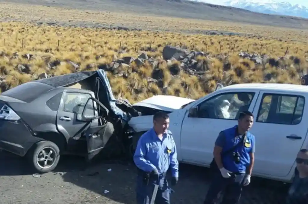 Accidente fatal en la Ruta 40: fallecieron tres personas