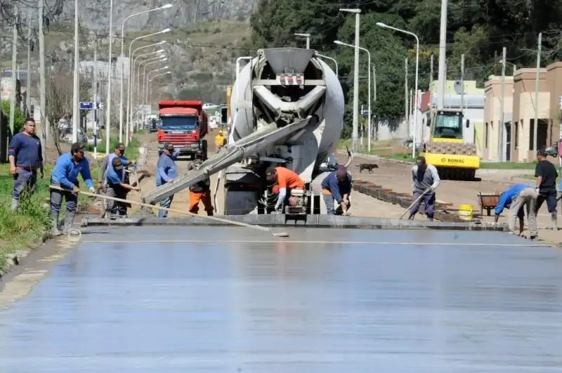 Ante la mora de pagos, el Municipio usa recursos propios para sostener la obra pública
