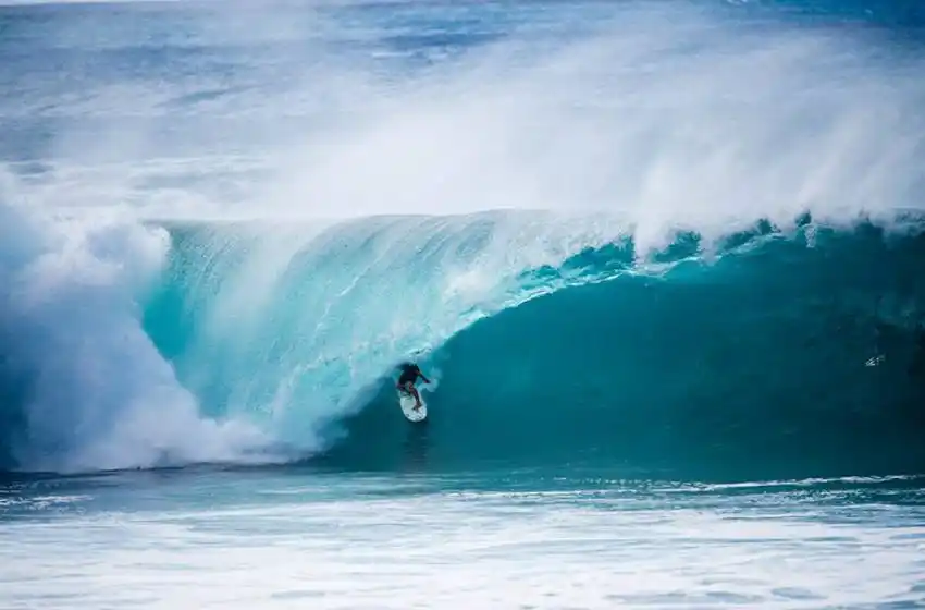 Lele Usuna se despidió del Hawaiian Pro
