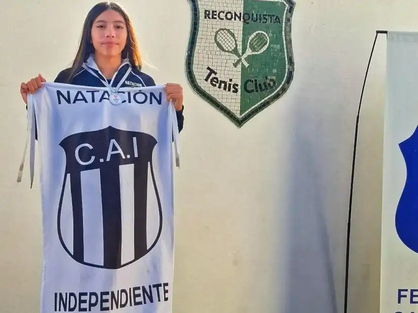 nadadora cai