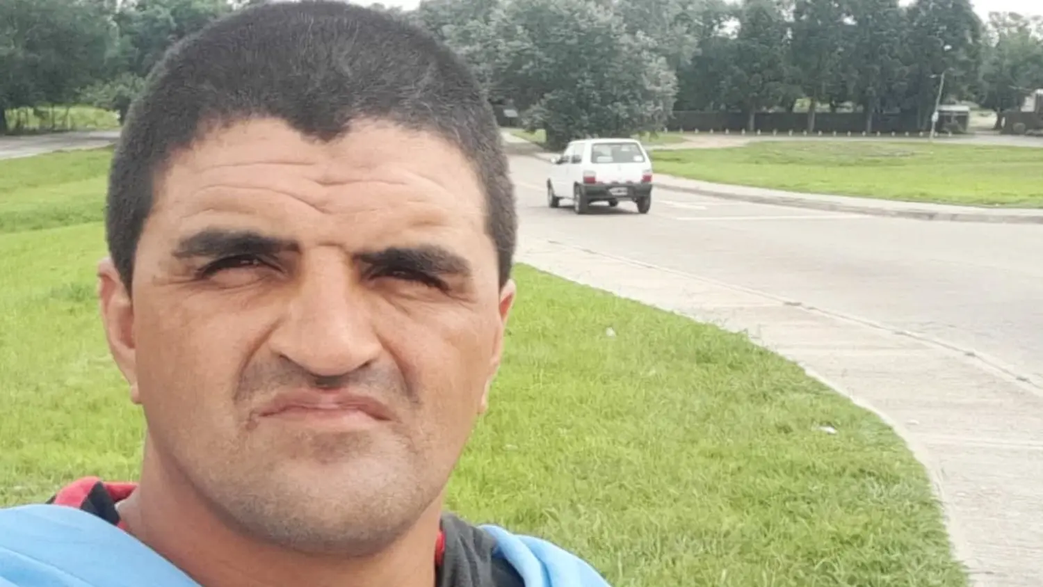 Carlitos vive en Todd, un pequeño pueblo rural del partido de Arrecifes.
