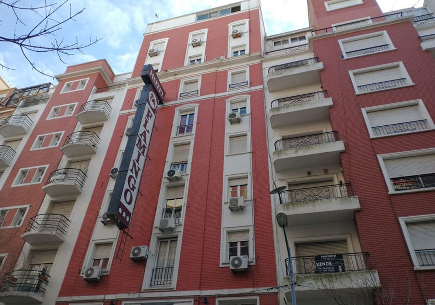 Momentos de tensión en un hotel con pacientes COVID por un incendio