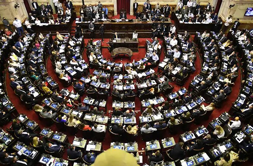 Manzur cuestionó a la oposición por "dejar al gobierno sin Presupuesto para el próximo año"