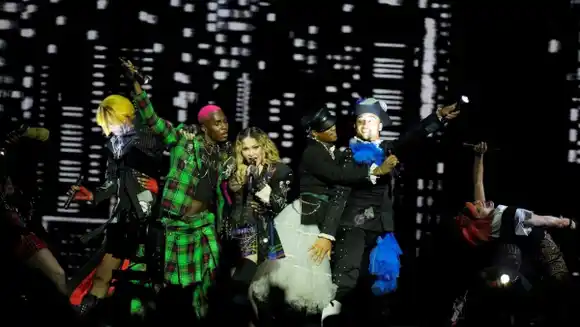 Madonna reunió a 1,6 millones de personas en playa de Copacabana