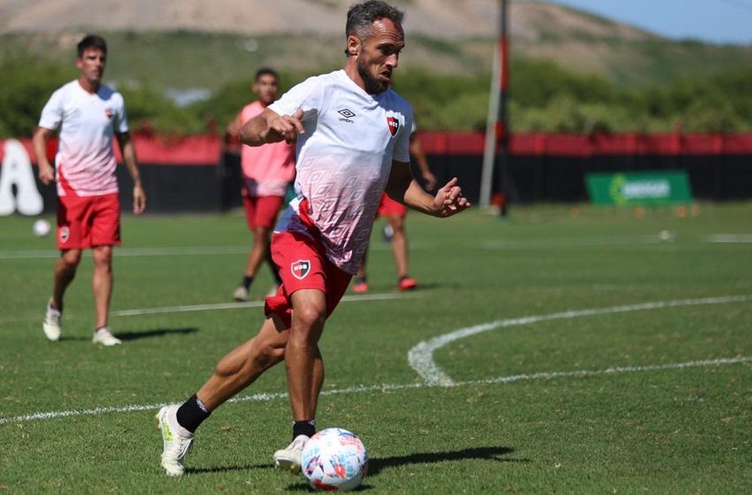 Belluschi y su regreso a Newells: “Sentí una alegría muy grande, lo estaba esperando hace mucho tiempo”