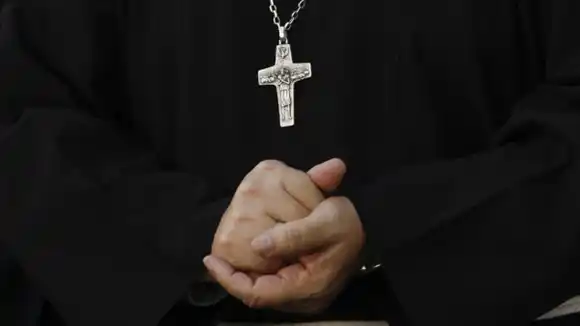 ¿POSEÍDO POR EL DEMONIO? Acusan a sacerdote de intento de abuso sexual contra adolescente en Táchira