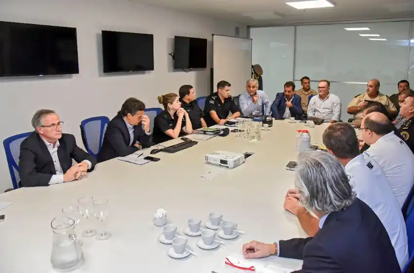 Provincia y Nación ponen en marcha el plan de seguridad portuaria