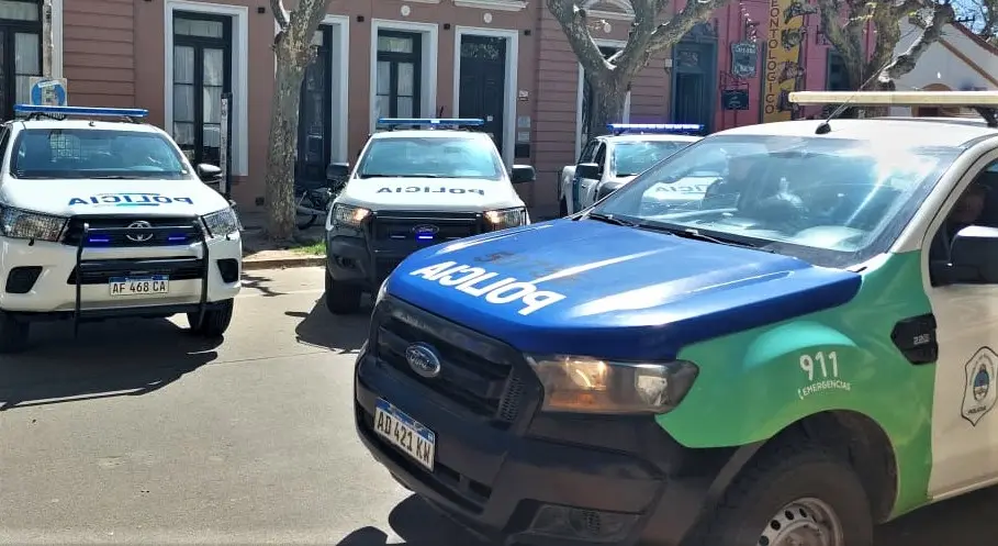 Encapuchados robaron a mano armada a una familia en 1001 y José Hernández