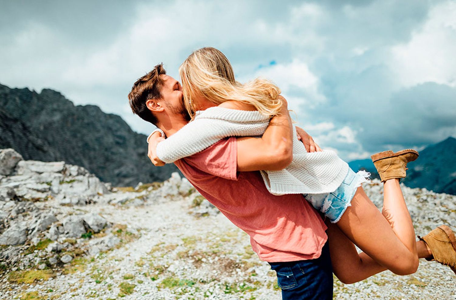 ¡Sorprendente! ¿Qué dicen los astros sobre el amor en el 2021?