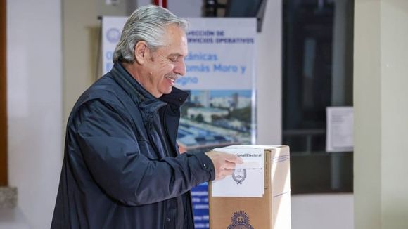 Votó Alberto Fernández: “Deseo lo mejor para todos los argentinos”