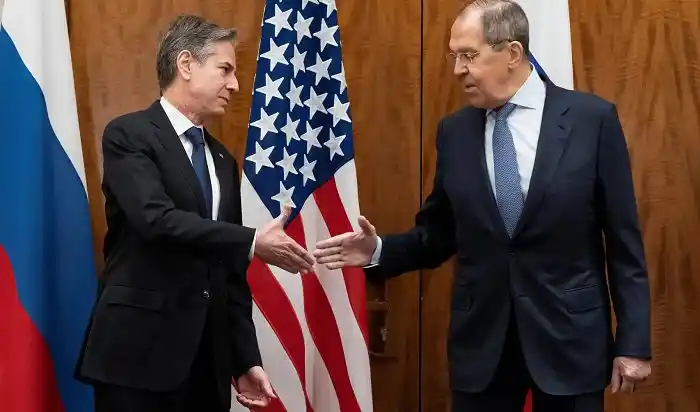 Canciller de Rusia pide a EE.UU. que hable con el gobierno de Ucrania para llegar a un acuerdo