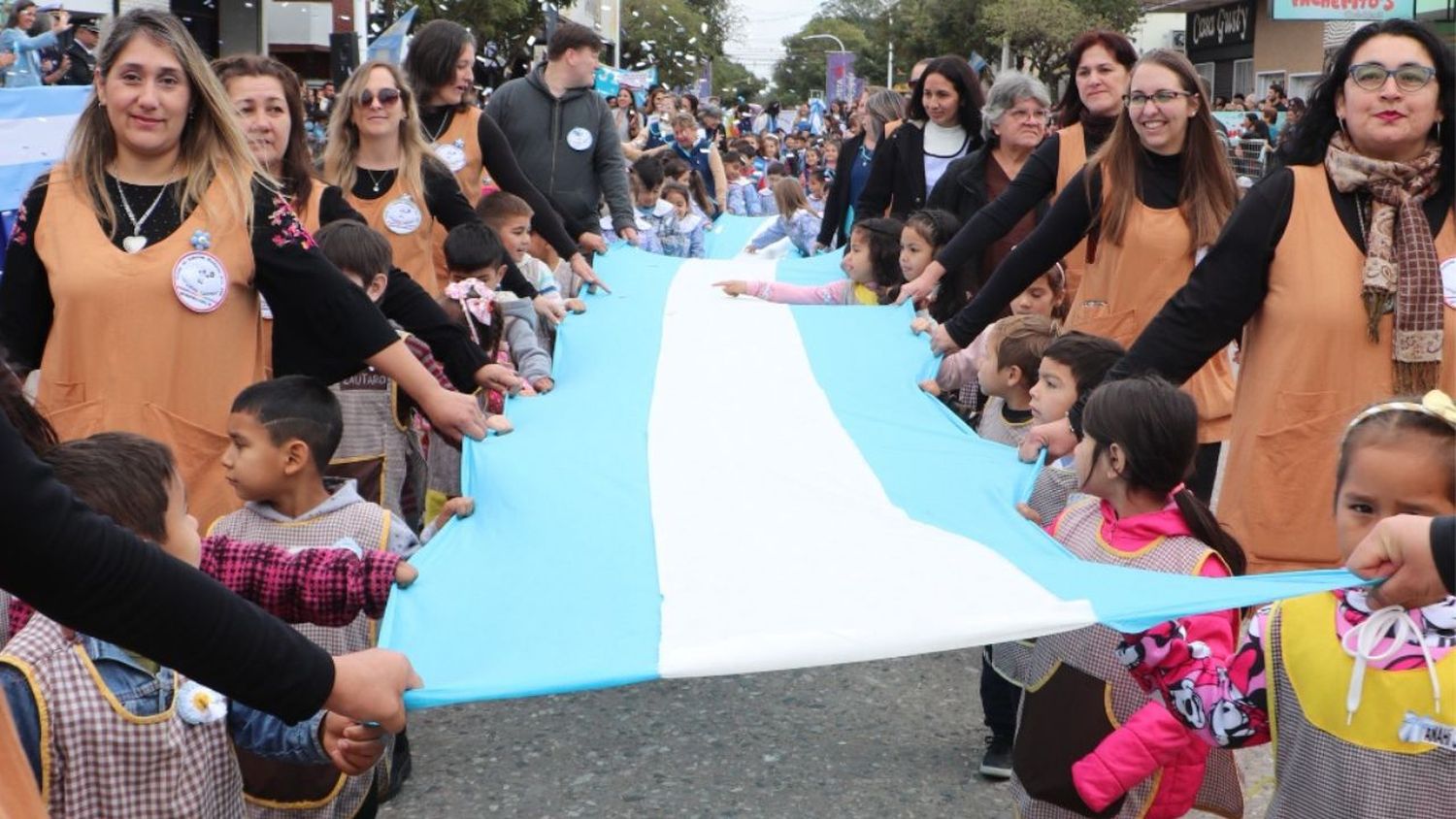 Reconquista vivió el desfile cívico-militar