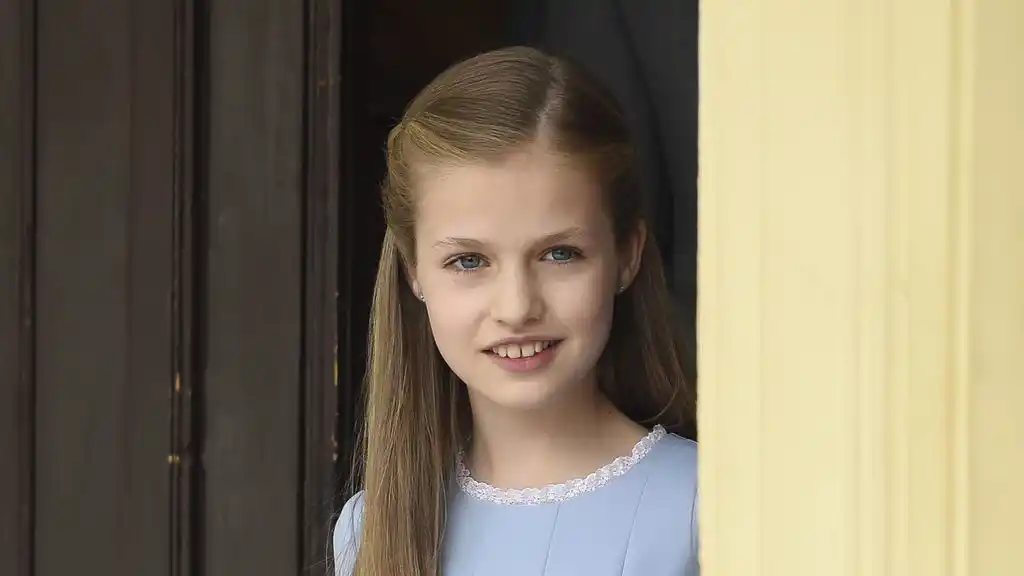Con trece años, Leonor de Borbón debuta en sus funciones públicas