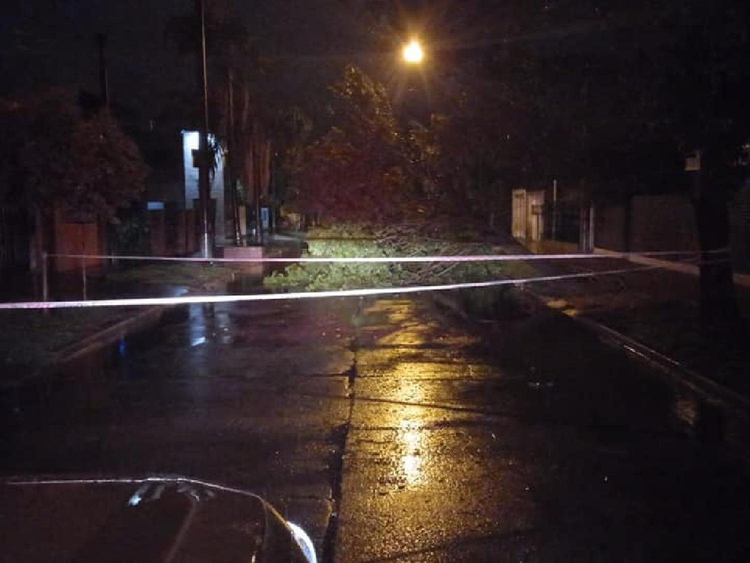 El viento causó destrozos en Morteros