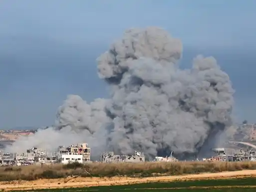 Israel lanzó una ofensiva aérea contra la infraestructura terrorista de Hamas en Gaza por segunda noche consecutiva