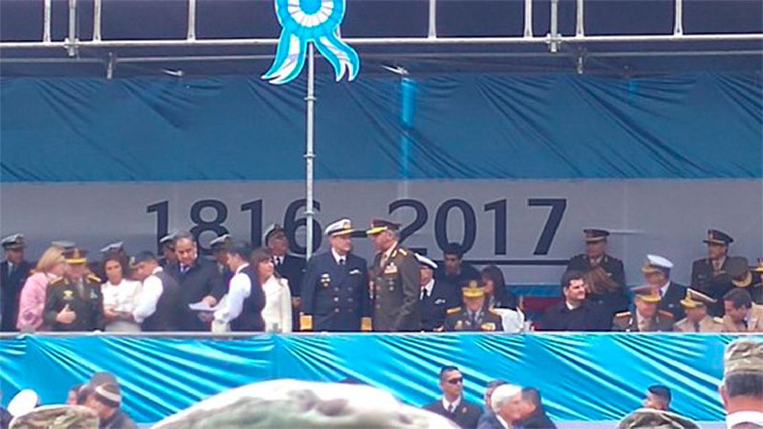El Gobierno tuvo que dar la cara y explicar la “metida de pata histórica”