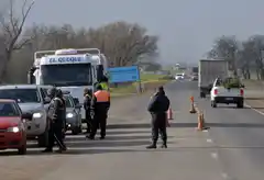 Sigue vigente el aislamiento obligatorio para los que provengan de zonas con brote activo