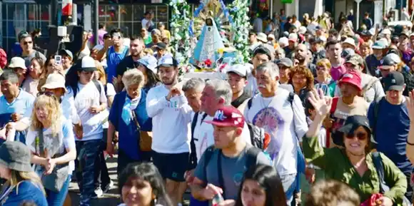 Monseñor García Cuerva en Luján: “Con una Madre así seguimos caminando”