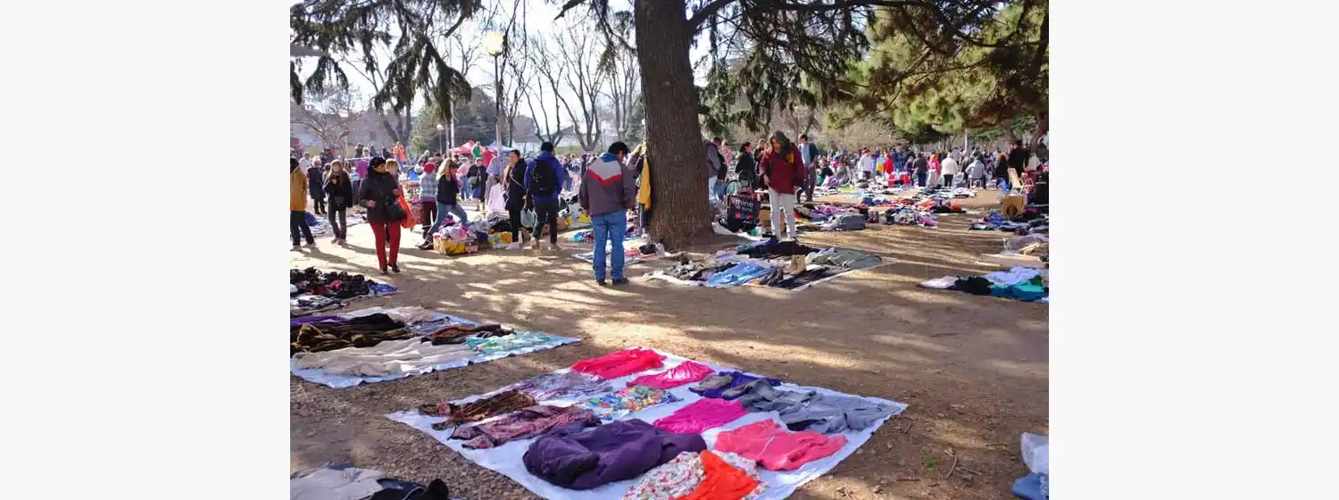 Los feriantes de Plaza Rocha, otros afectados por el incendio