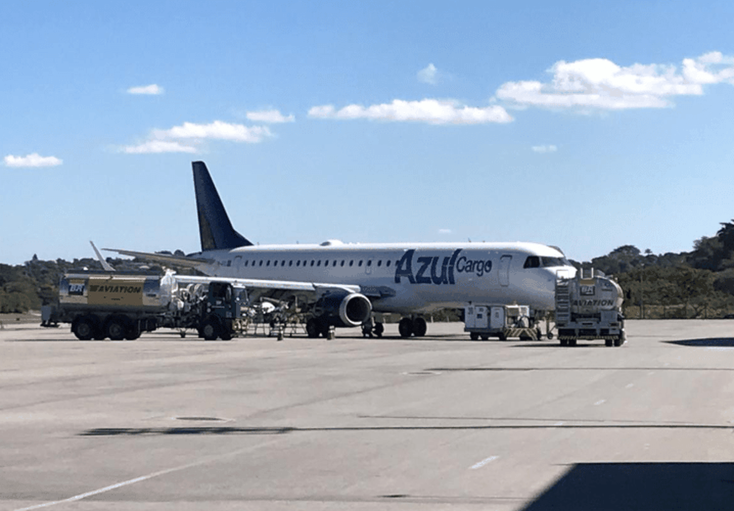 Azul finaliza la conversión del primer Embraer E-Jet 195 a carguero