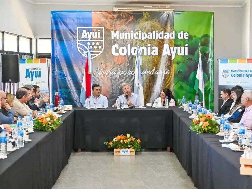 Frigerio instó a seguir trabajando en sintonía provincia y municipios para lograr cambios que lleguen a la gente