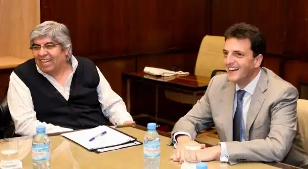 Massa se reunió con Moyano por "cuestiones de gestión"