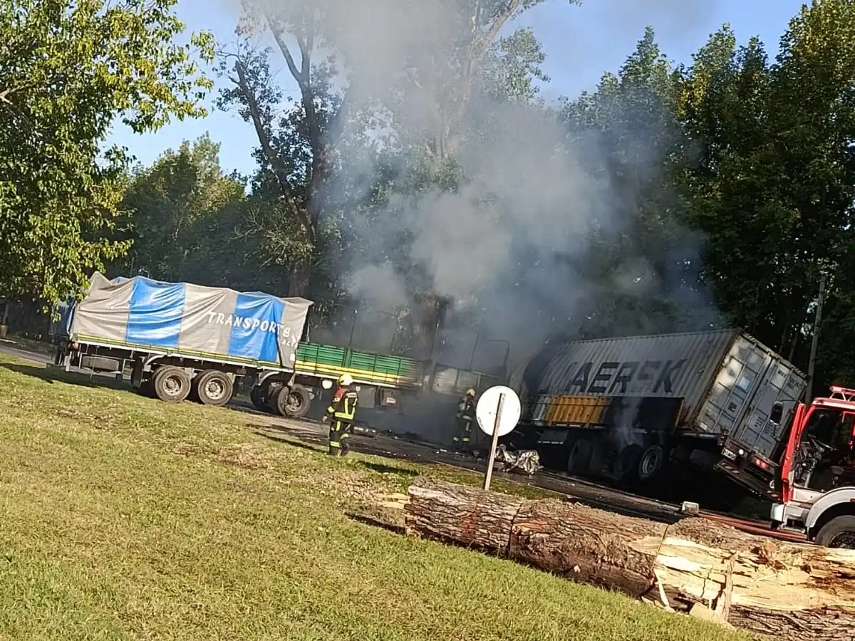 Un hombre falleció tras el choque entre dos camiones en Zavalla