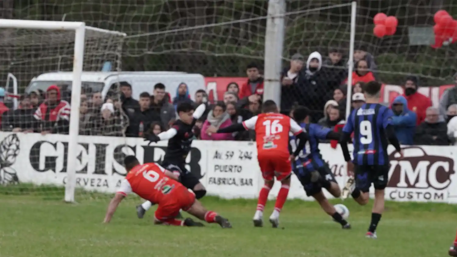 Gol de Hugo Iraguen