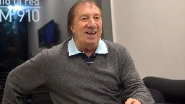 Bilardo: "A mí me cuestionaron hasta que lo ponía a Maradona"
