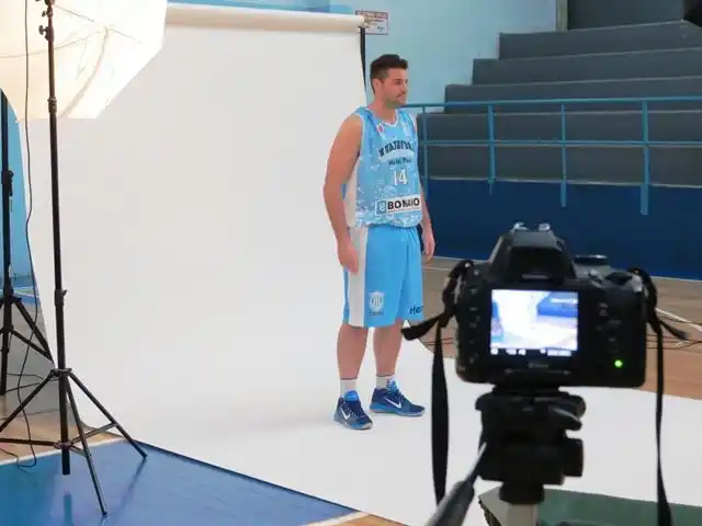 Unión: histórico debut ante el equipo de Román González