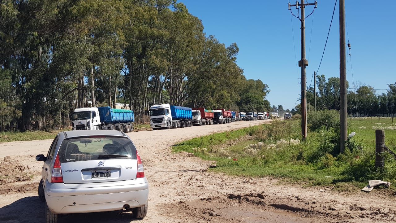 Representantes del gremio que lidera Matías Franco bloquearon el acceso a tres plantas areneras.