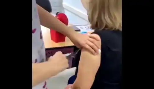 "Así vacunan en el Posadas": El video que publicó el Dr. Kambourian para pedir la renuncia del director del hospital