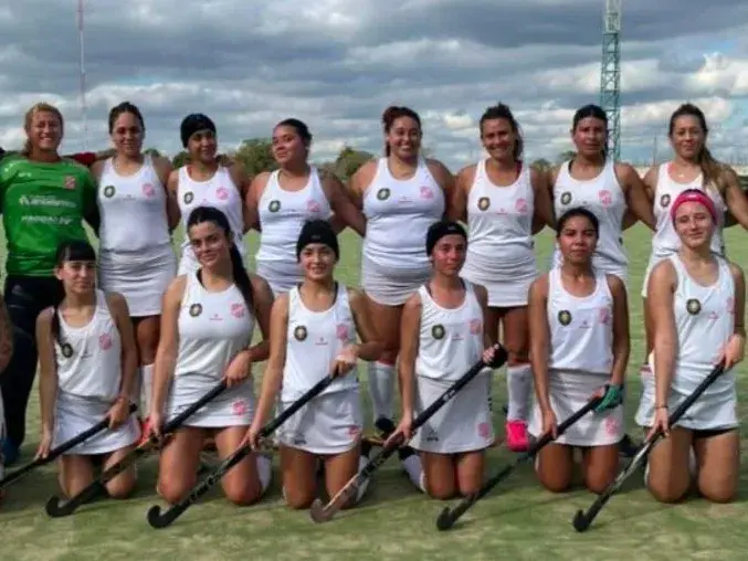 Las Leonas cayeron 2 a 1 ante Nicolás Batalla por la fecha 2 del Apertura de la FOSH. Foto: Todo a Pulmón