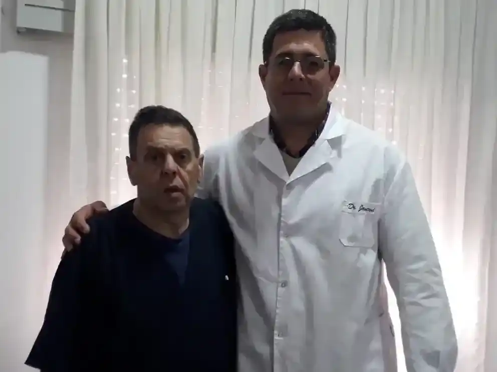 Dr. Gonzalo Jáuregui con el director de la Terapia Intensiva, Dr. Mauricio Fornarini