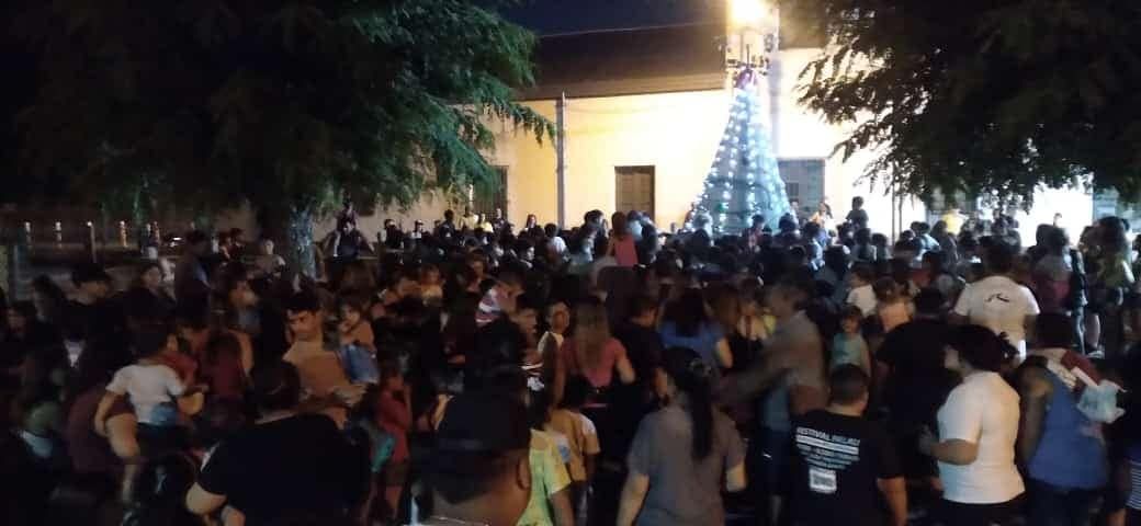 Cerca de 500 chicos saludaron a los reyes magos en Doyle y Santa Lucía