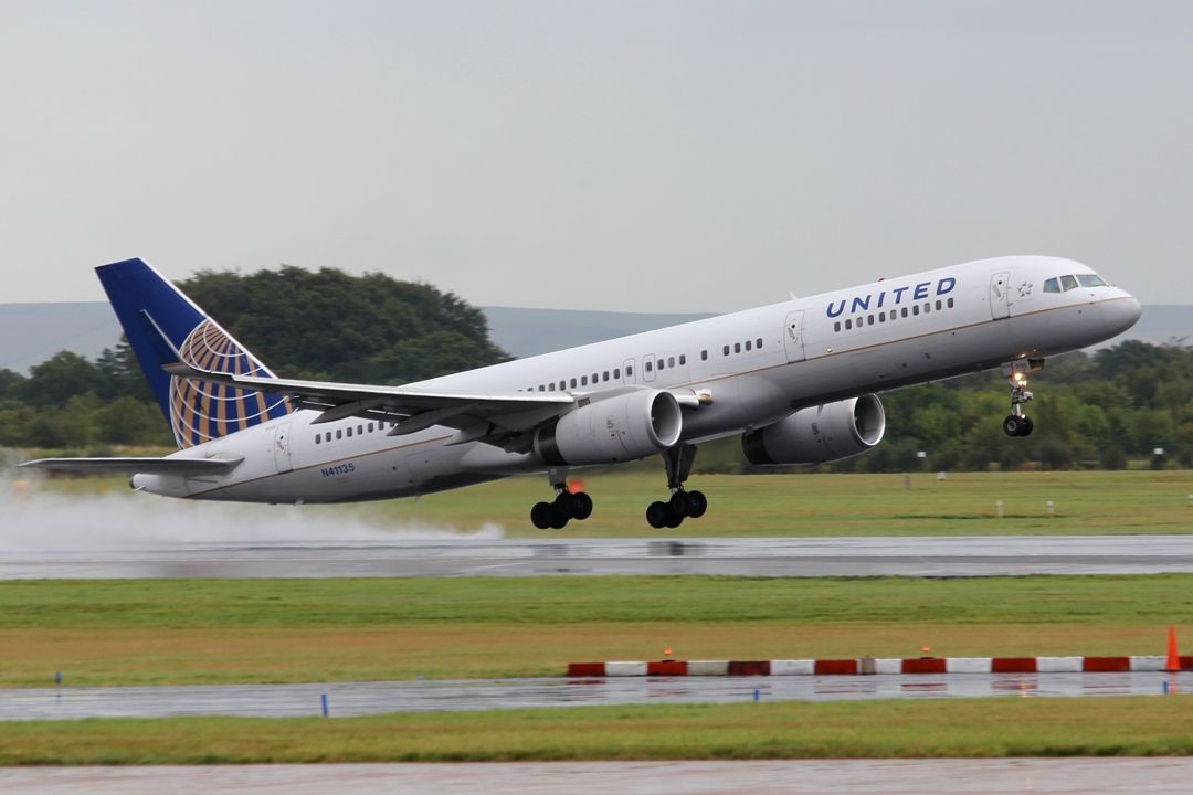 United Airlines to fly to Tenerife