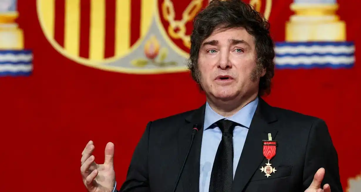 Javier Milei recibió el viernes el premio del Instituto Juan de Mariana Institute en Madrid, España. Crédito: Violeta Santos Moura/Reuters