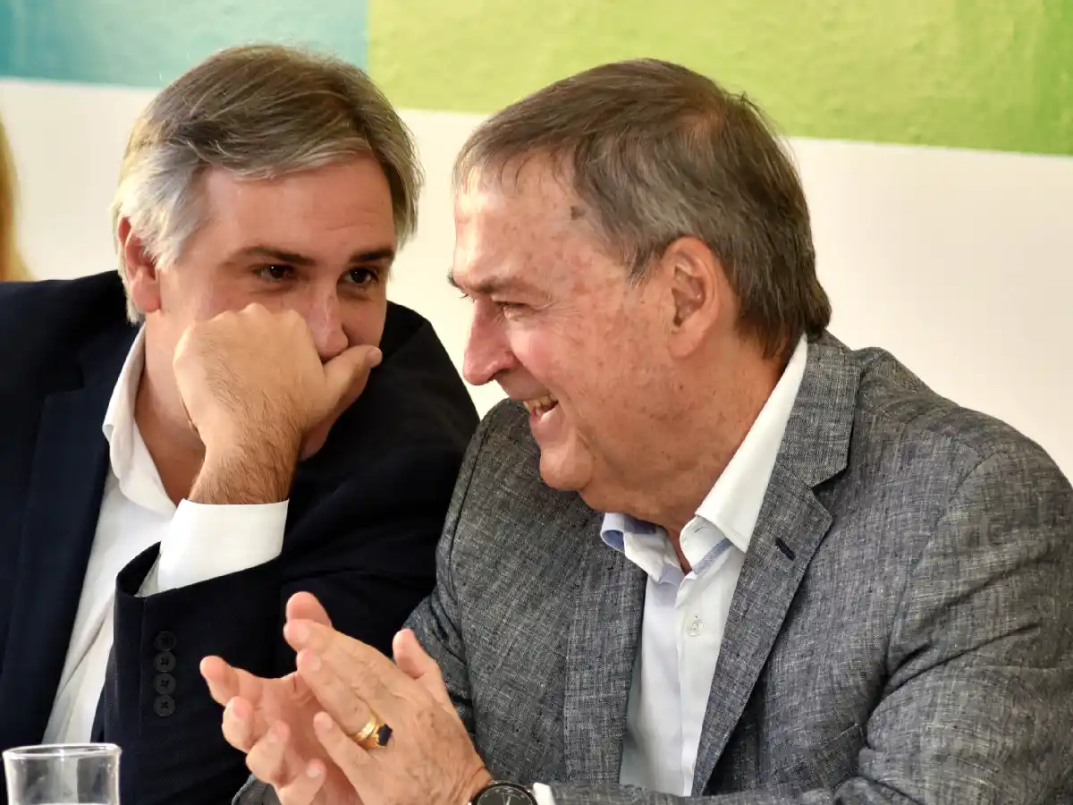 ¿Llaryora se baja como candidato a intendente de Hacemos por Córdoba?