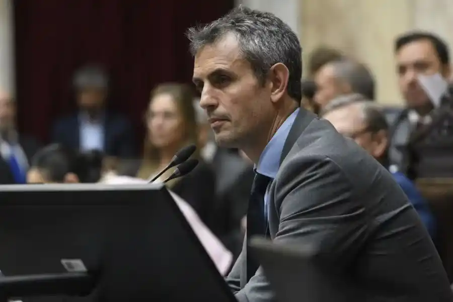 El Gobierno espera la media sanción de la Ley Ómnibus, mientras Diputados se prepara para una sesión maratónica