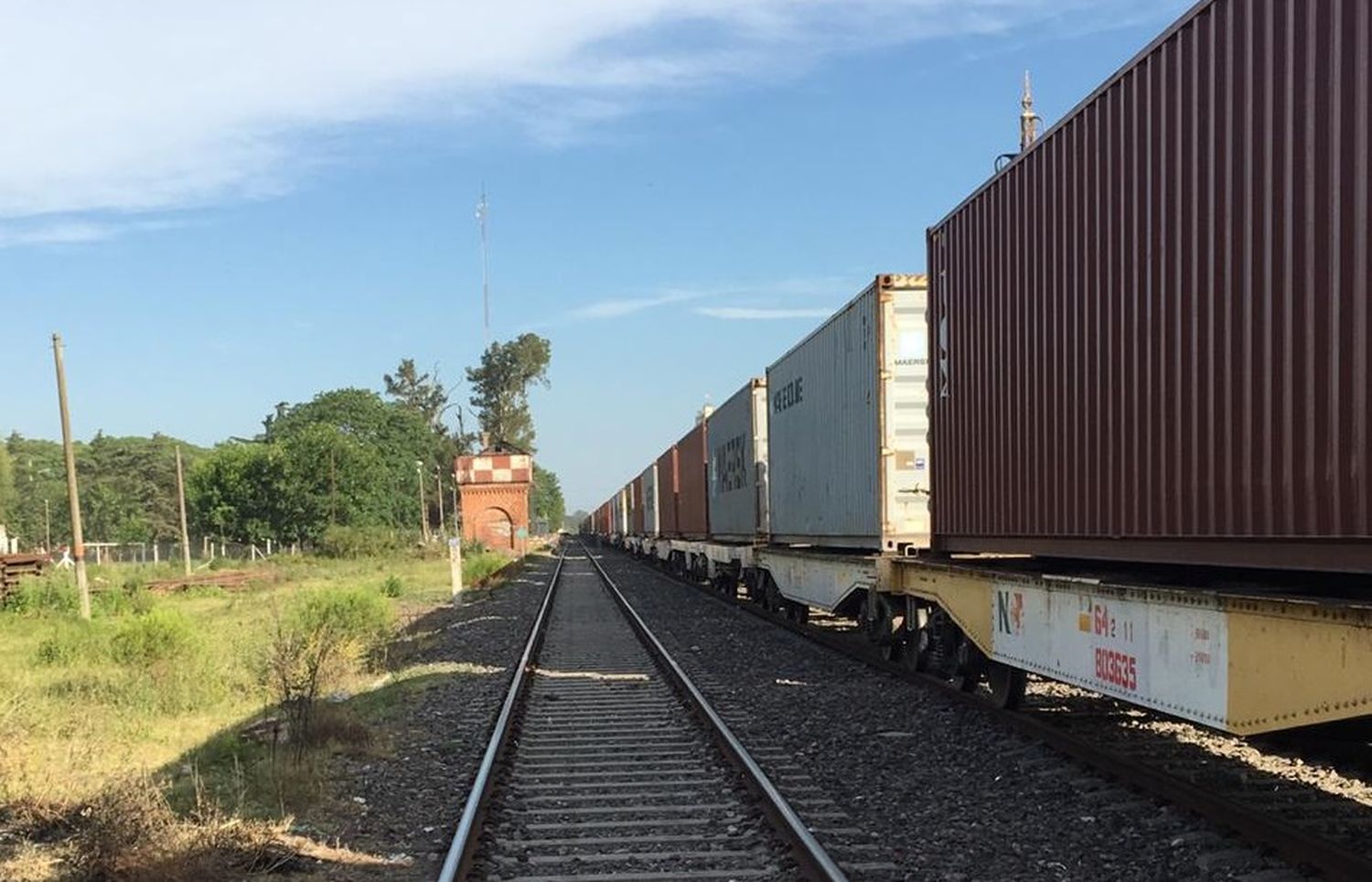 Desvían el tránsito en ruta 191 y las vías: un tren sufrió desperfectos en el enganche de un vagón