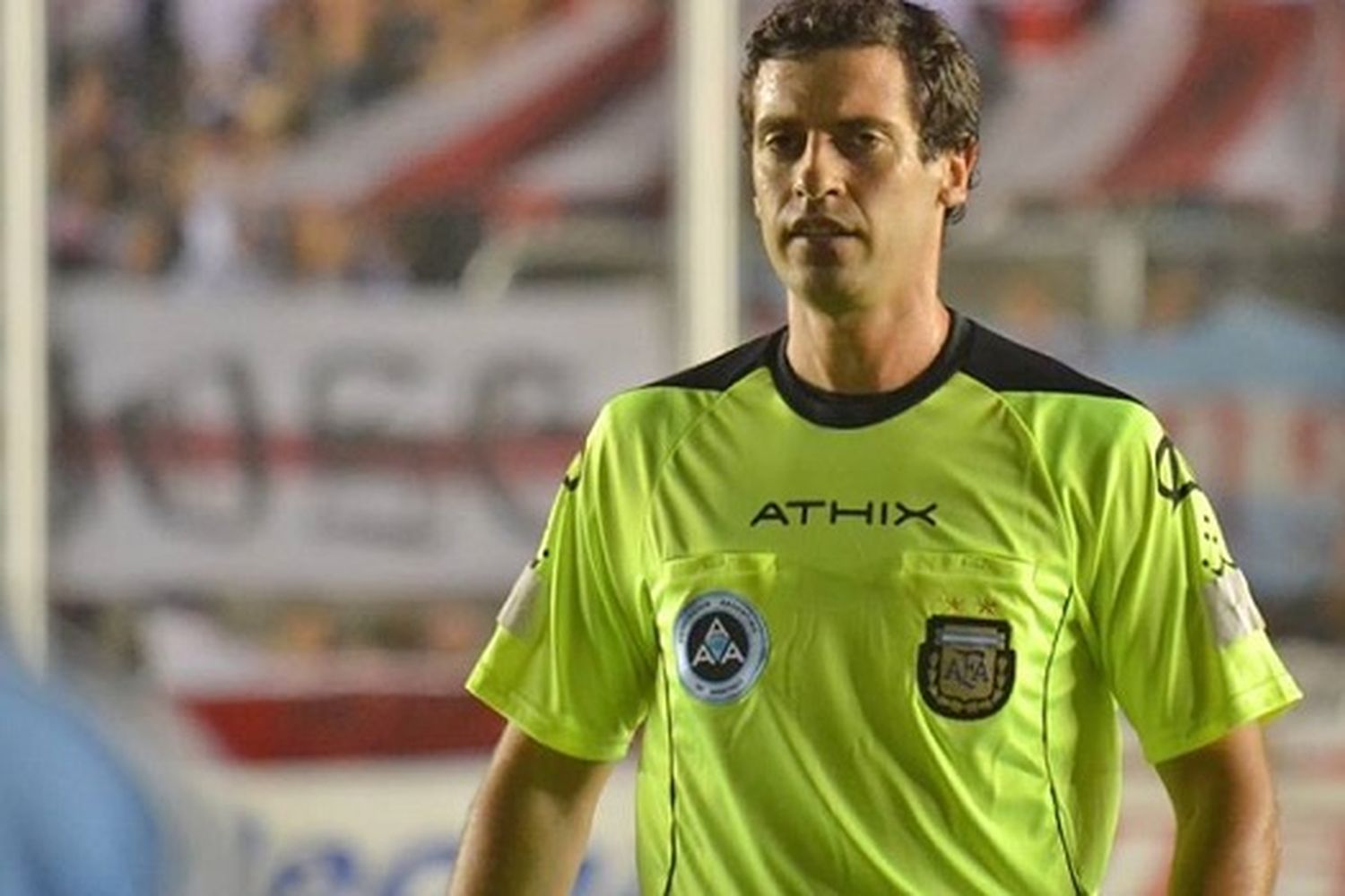 Gonzalo López Aldazabal, el árbitro de Juventud-Chicago