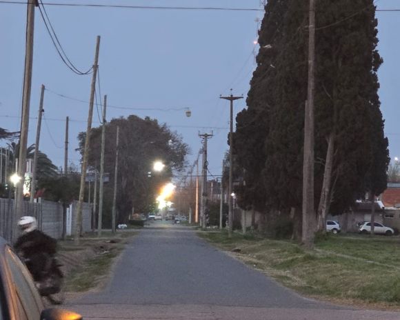 Qué Coopser arregle las luces en Barrio Paraná