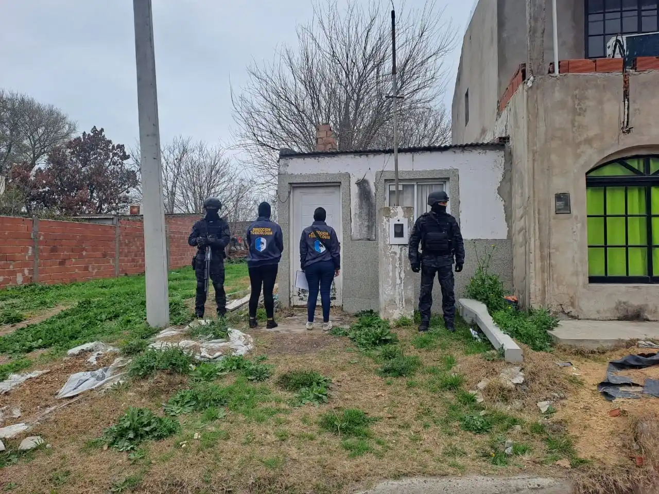 Narcomenudeo: allanamientos en Nogoyá dejaron un detenido y secuestro de cocaína, armas y dinero