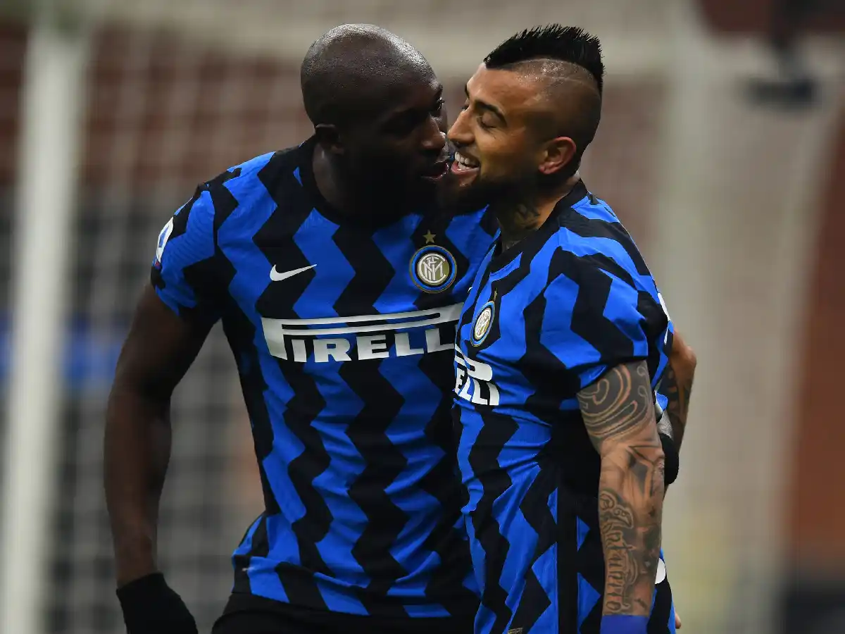 Inter fue más que Juventus y lidera la Serie A