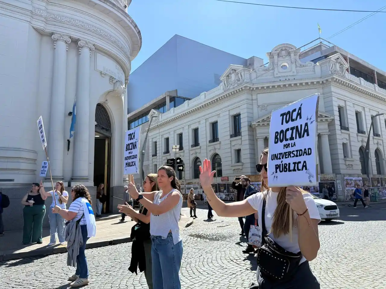 semaforazo unicen 12-09-25 - 1