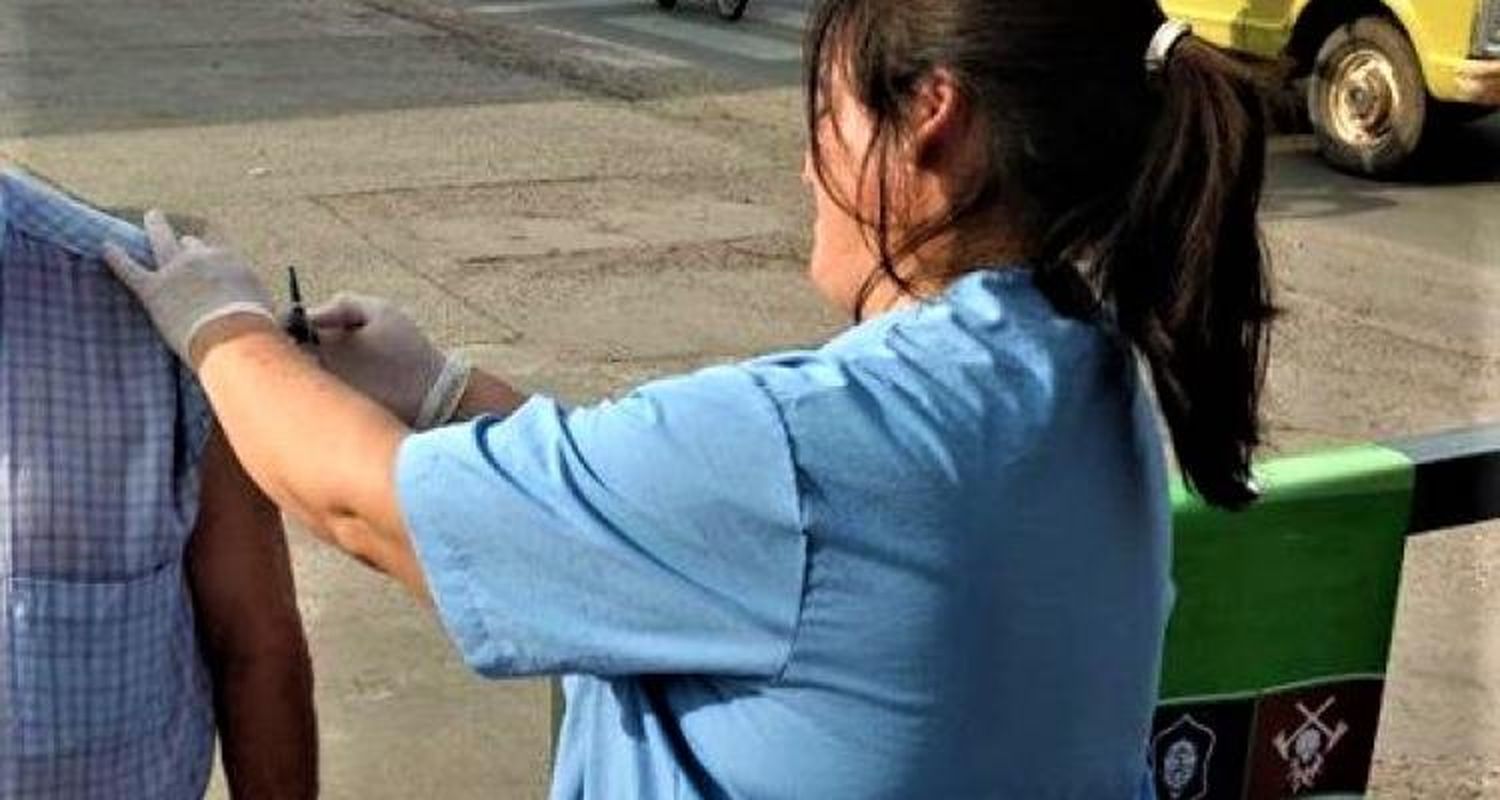 IOMA anunció un “plan de vacunación antigripal” pero a San Pedro sólo envió 10 vacunas por farmacia