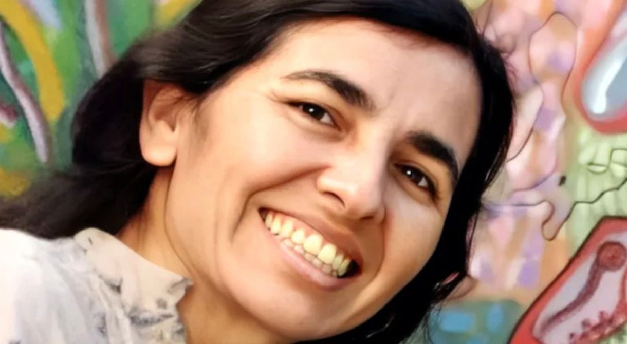 La mujer tiene dos hijos