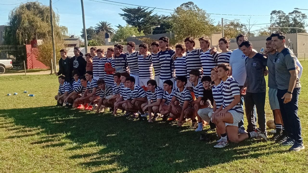 Gran triunfo de la M16 de Los 50 frente a Náutico