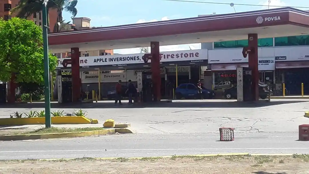 Detenidas 76 personas por revender gasolina en Lara